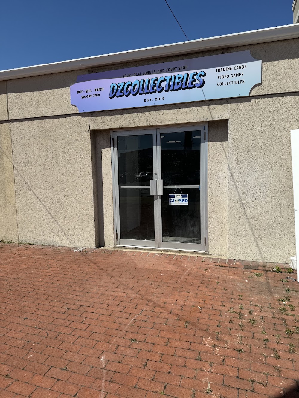 DZCollectibles, tienda de TCG en Oceanside