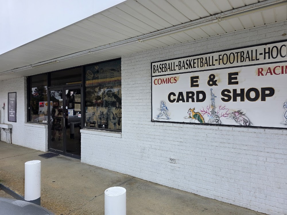 E & E Card Shop, tienda de TCG en Rolesville
