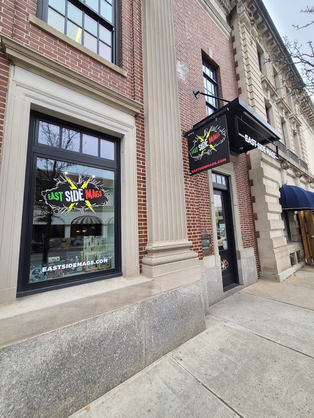 East Side Mags, tienda de TCG en Montclair