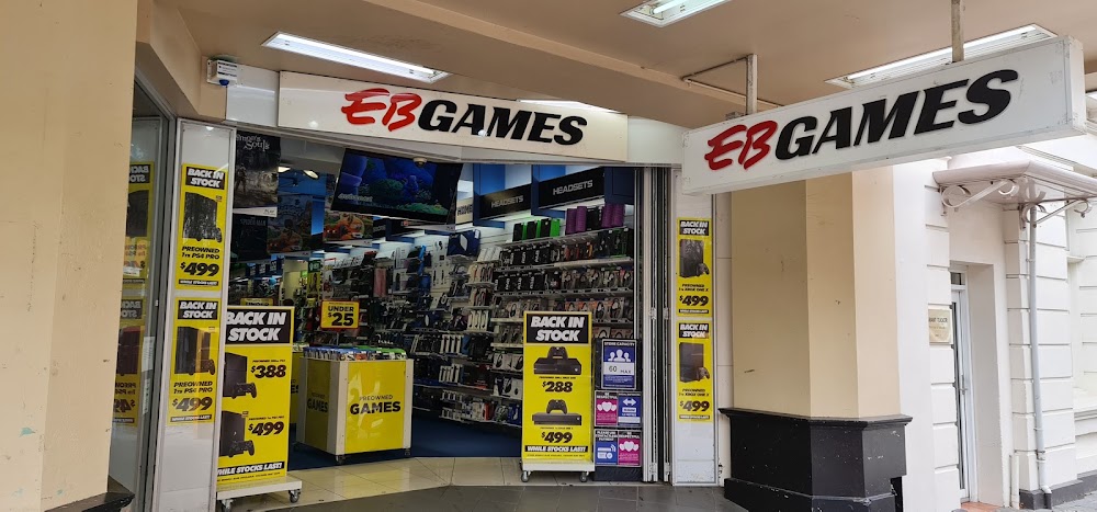 EB Games Launceston, tienda de TCG en Launceston