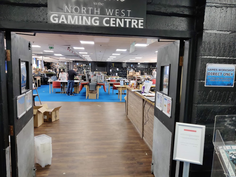 Element games, tienda de TCG en Stockport