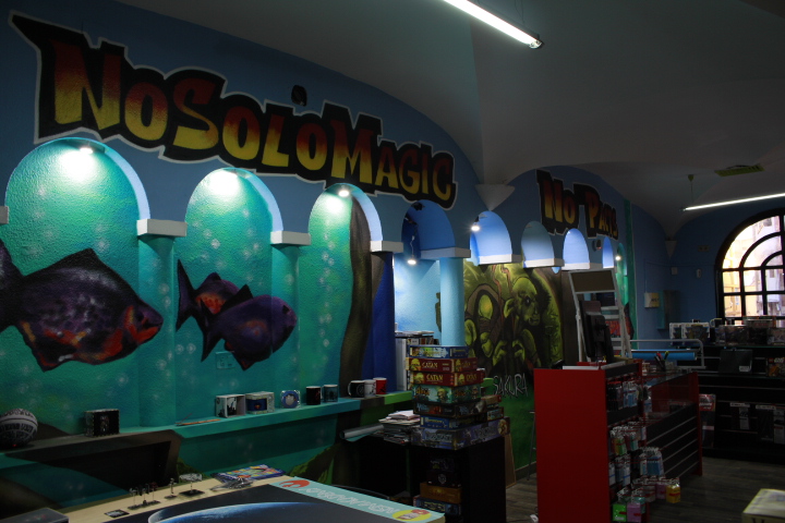 Emérita Cómics, tienda de TCG en Mérida
