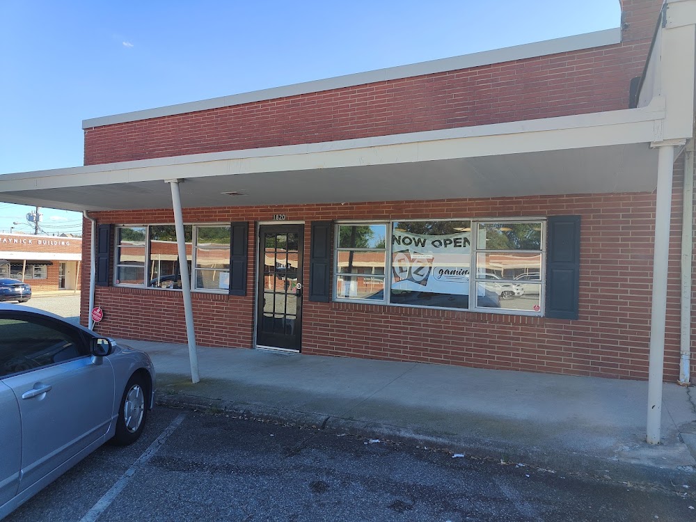 EZgaming, tienda de TCG en Greensboro