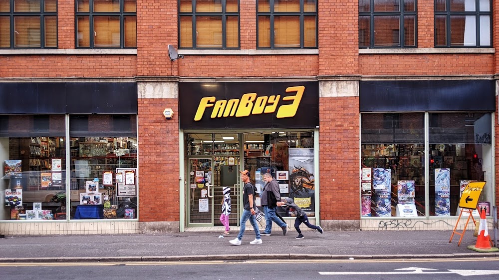Fan Boy Three, tienda de TCG en Manchester