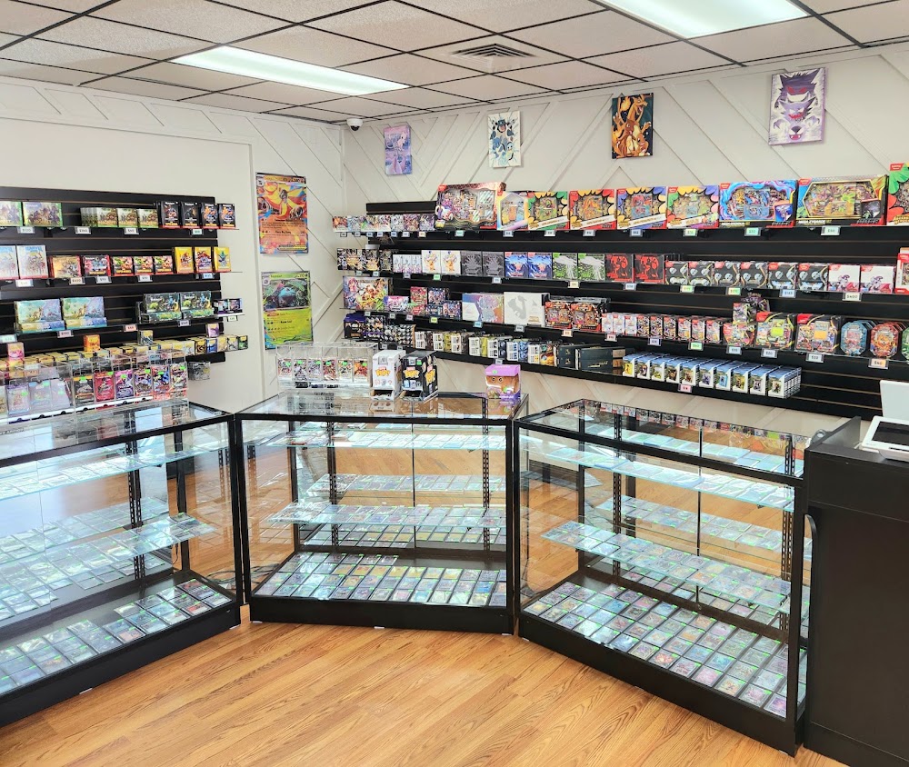 Fan Cave Sports Card & TCG, tienda de TCG en Pace
