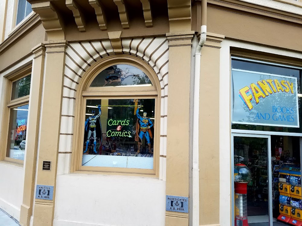 Fantasy Books & Games, tienda de TCG en Livermore