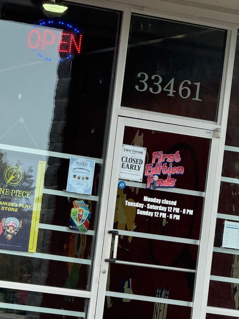 First Edition Finds, tienda de TCG en Sterling Heights
