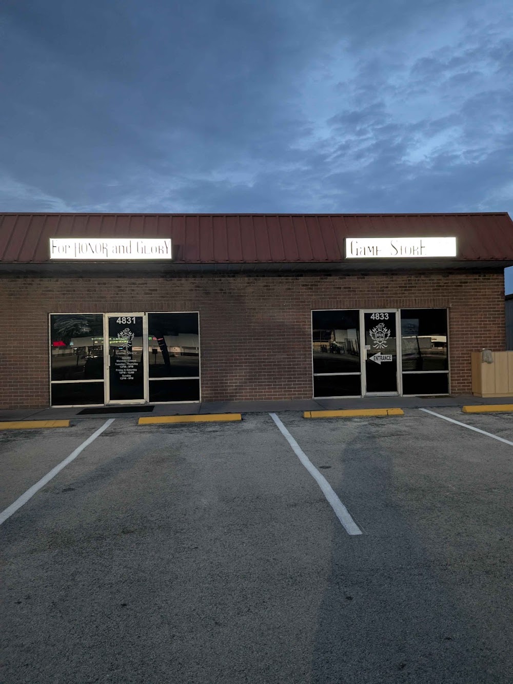 For Honor and Glory Comics and Games, tienda de TCG en Zephyrhills