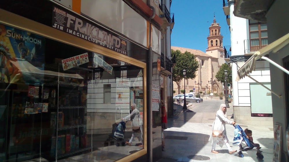 Frikland, tienda de TCG en Baza