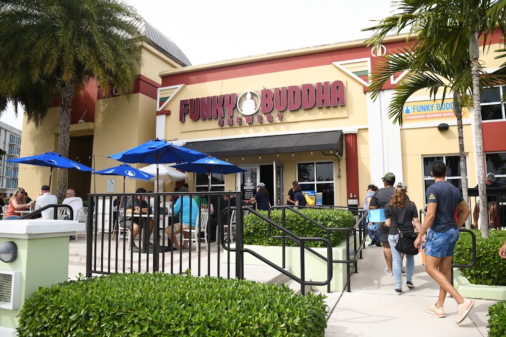 Funky Buddha, tienda de TCG en Oakland Park