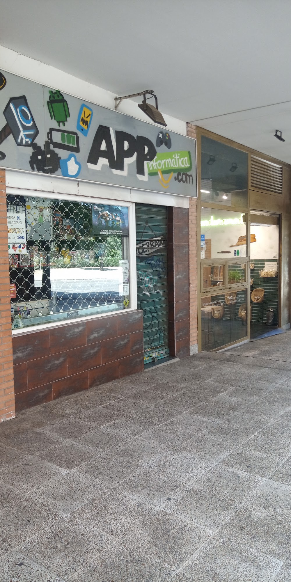 Galaxy-comics, tienda de TCG en Madrid