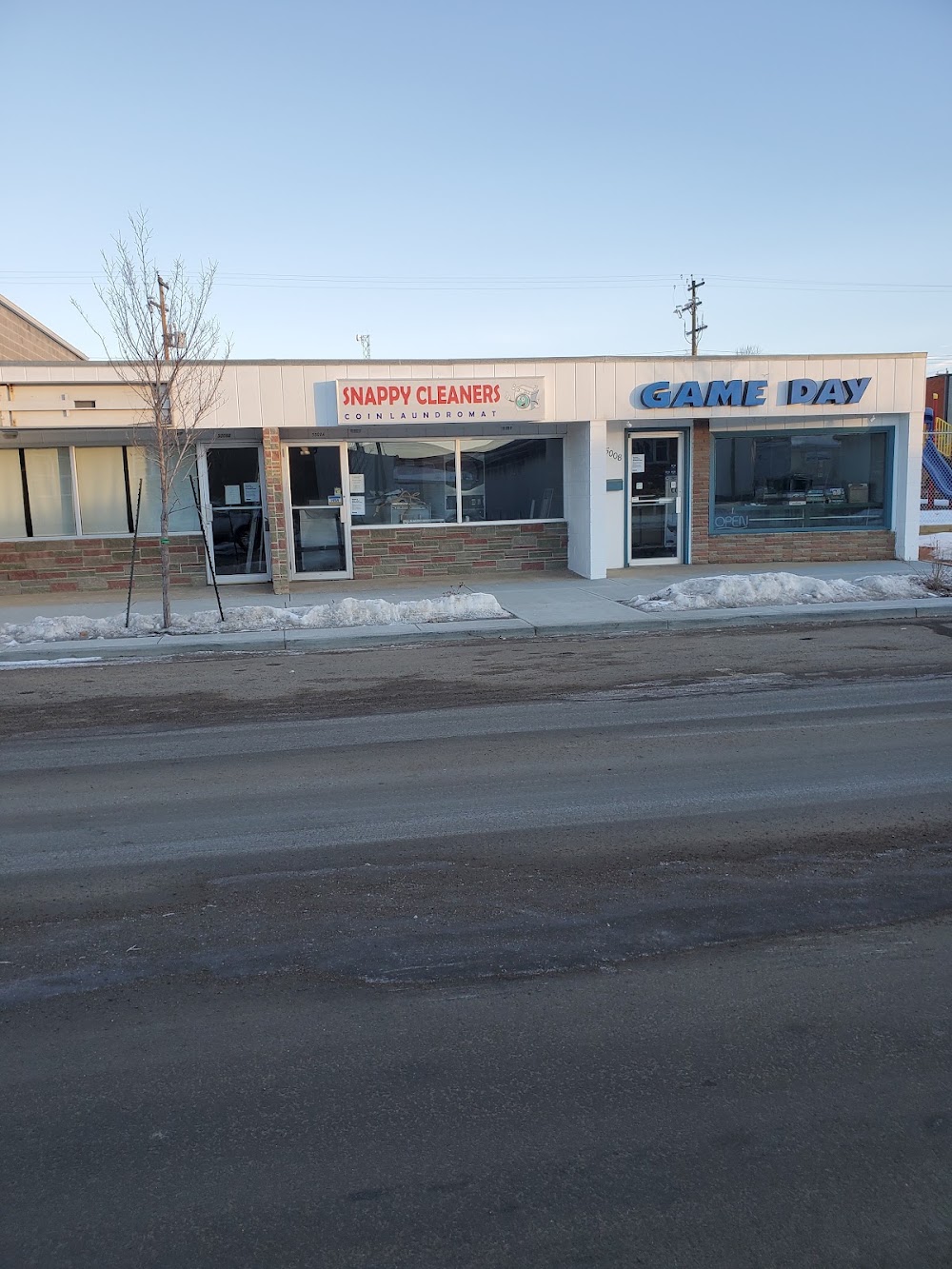 Game Day Hobbies and Collectibles, tienda de TCG en Wetaskiwin