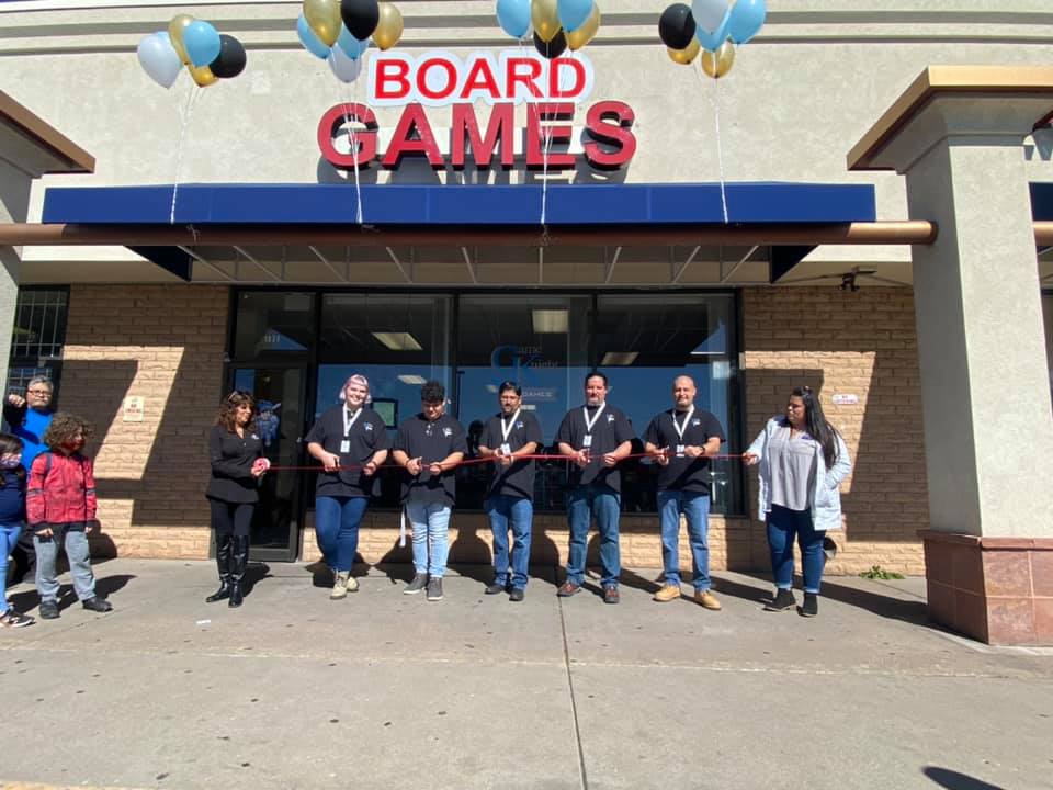 Game Knight Games LLC, tienda de TCG en Pueblo