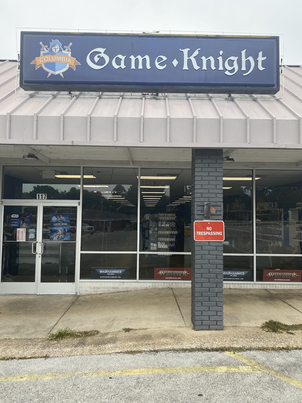 Game Knight, tienda de TCG en Columbia
