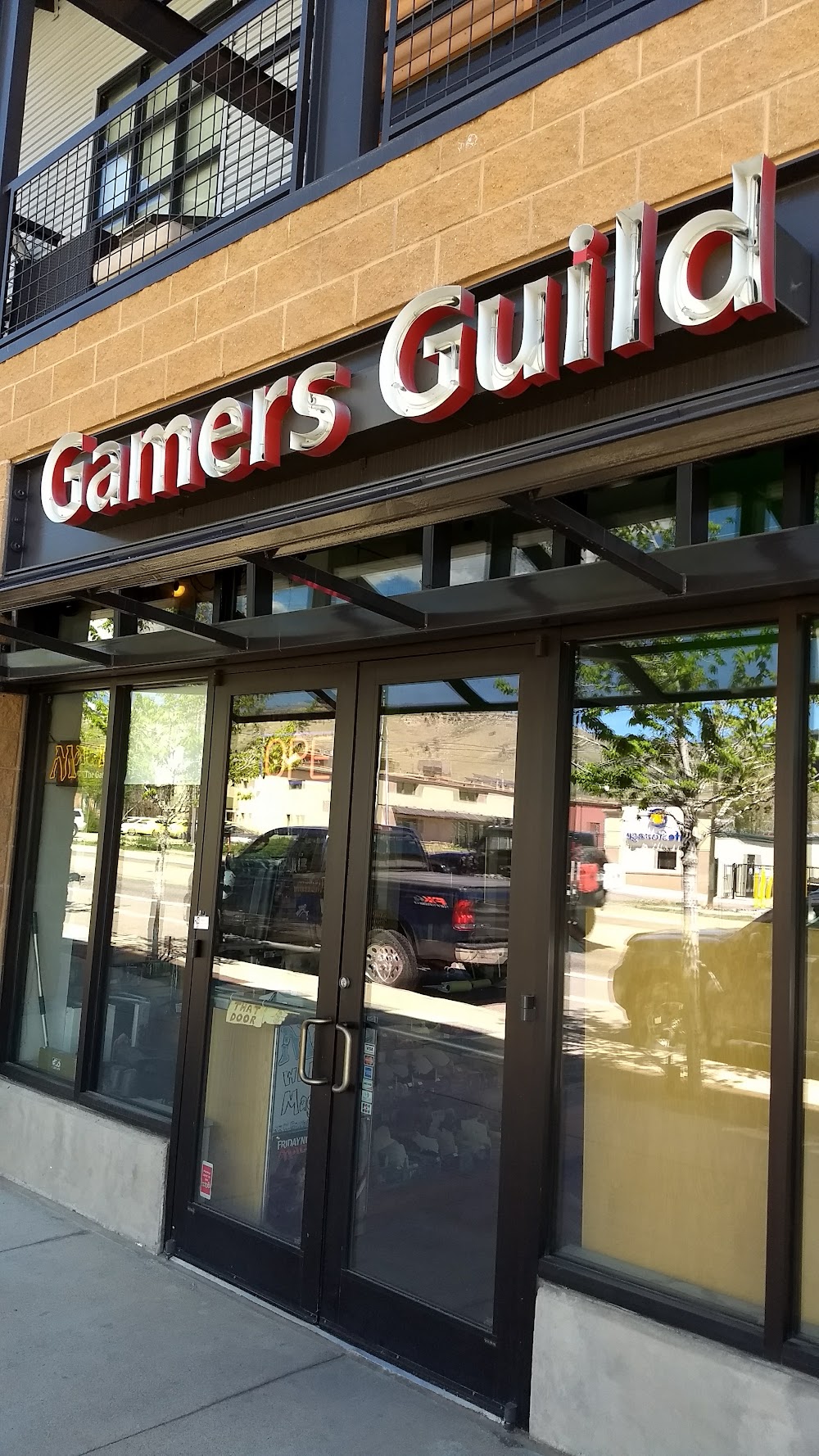 Gamer's Guild, tienda de TCG en Boulder
