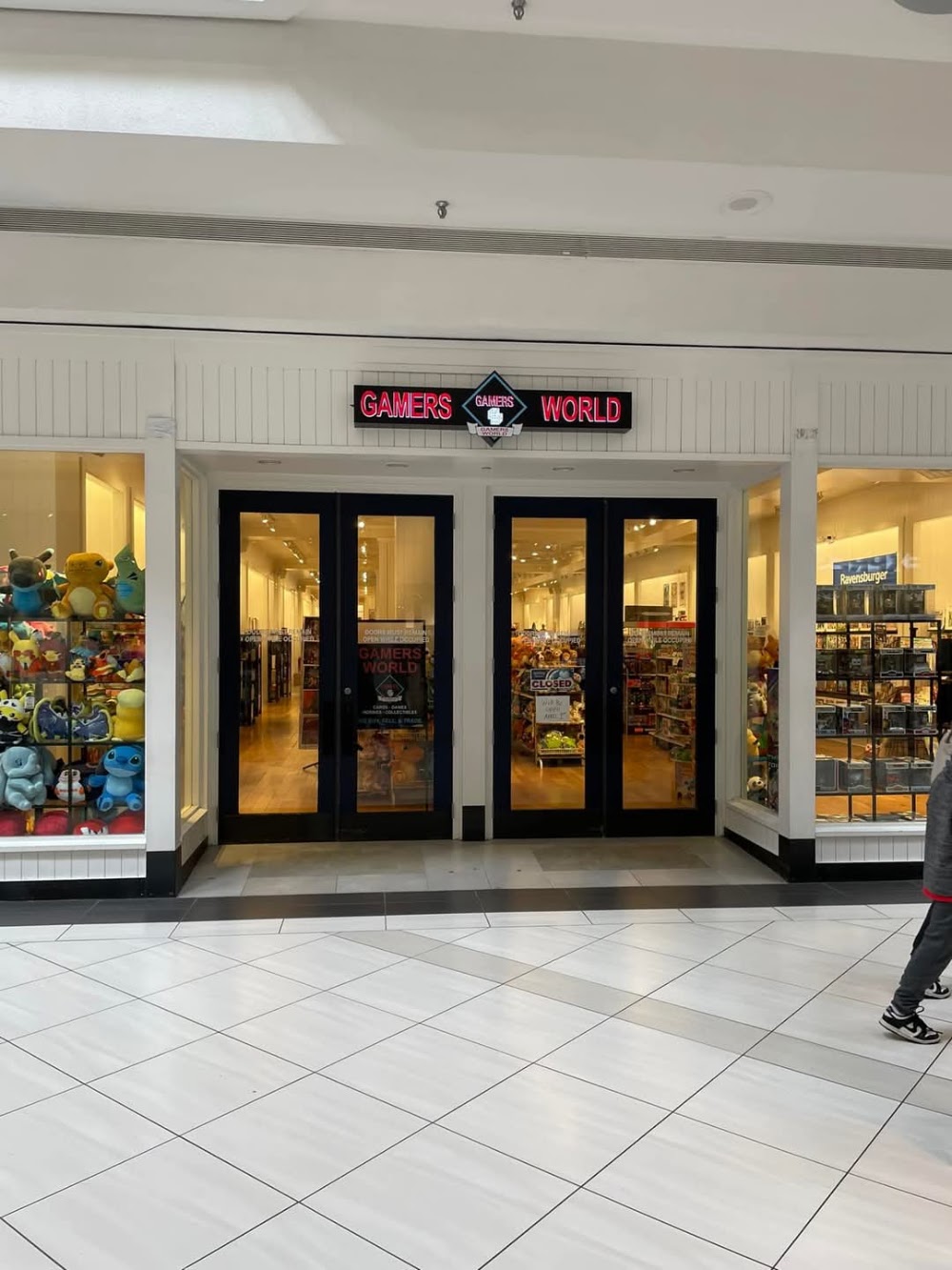 Gamers World, tienda de TCG en Schaumburg