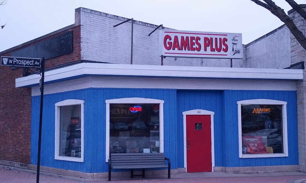 Games Plus, tienda de TCG en Mount Prospect