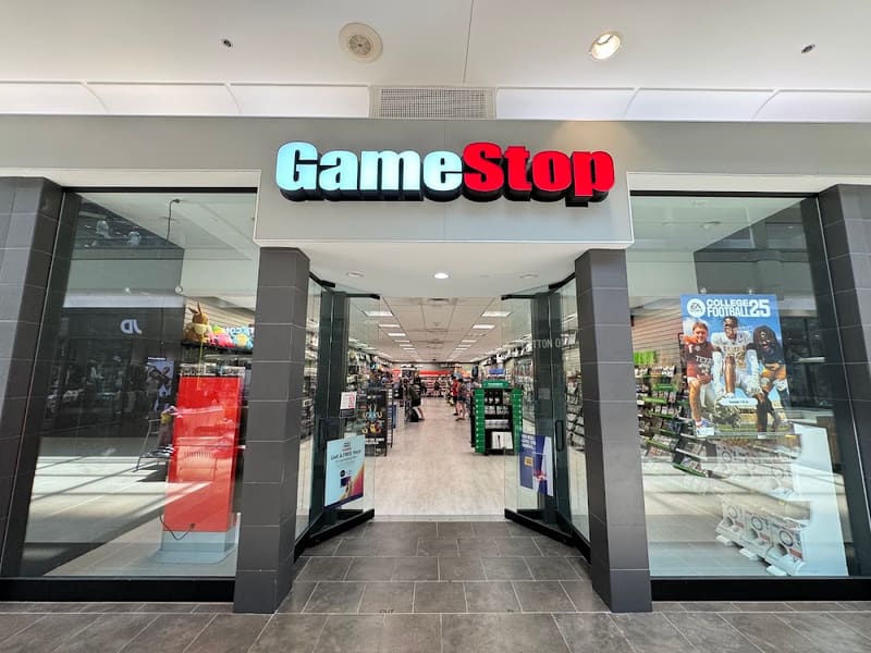 GameStop - 0315 - Natick Mall, a TCG store in Natick