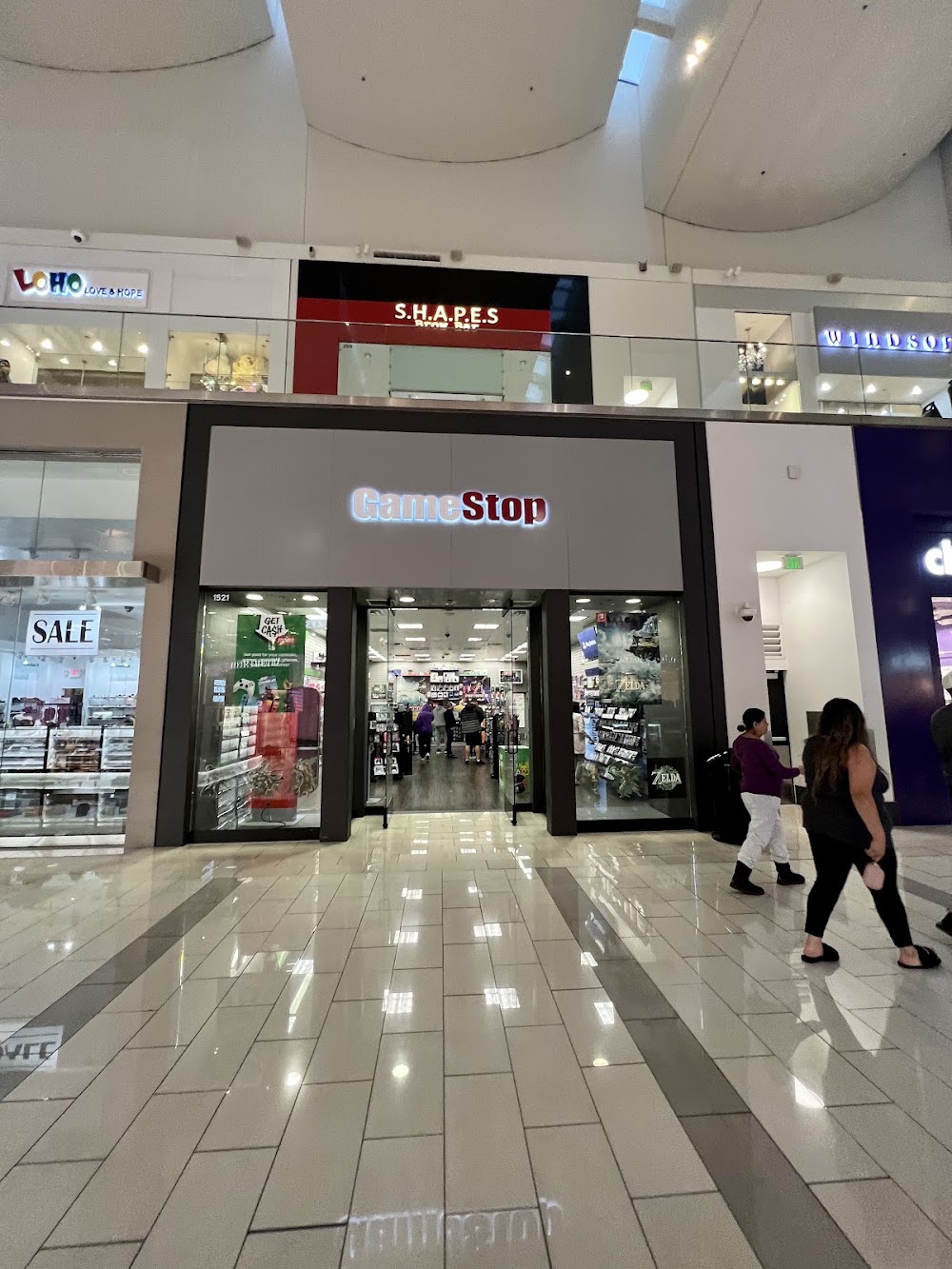 GameStop - 1096 - Westfield Culver City, tienda de TCG en Culver City