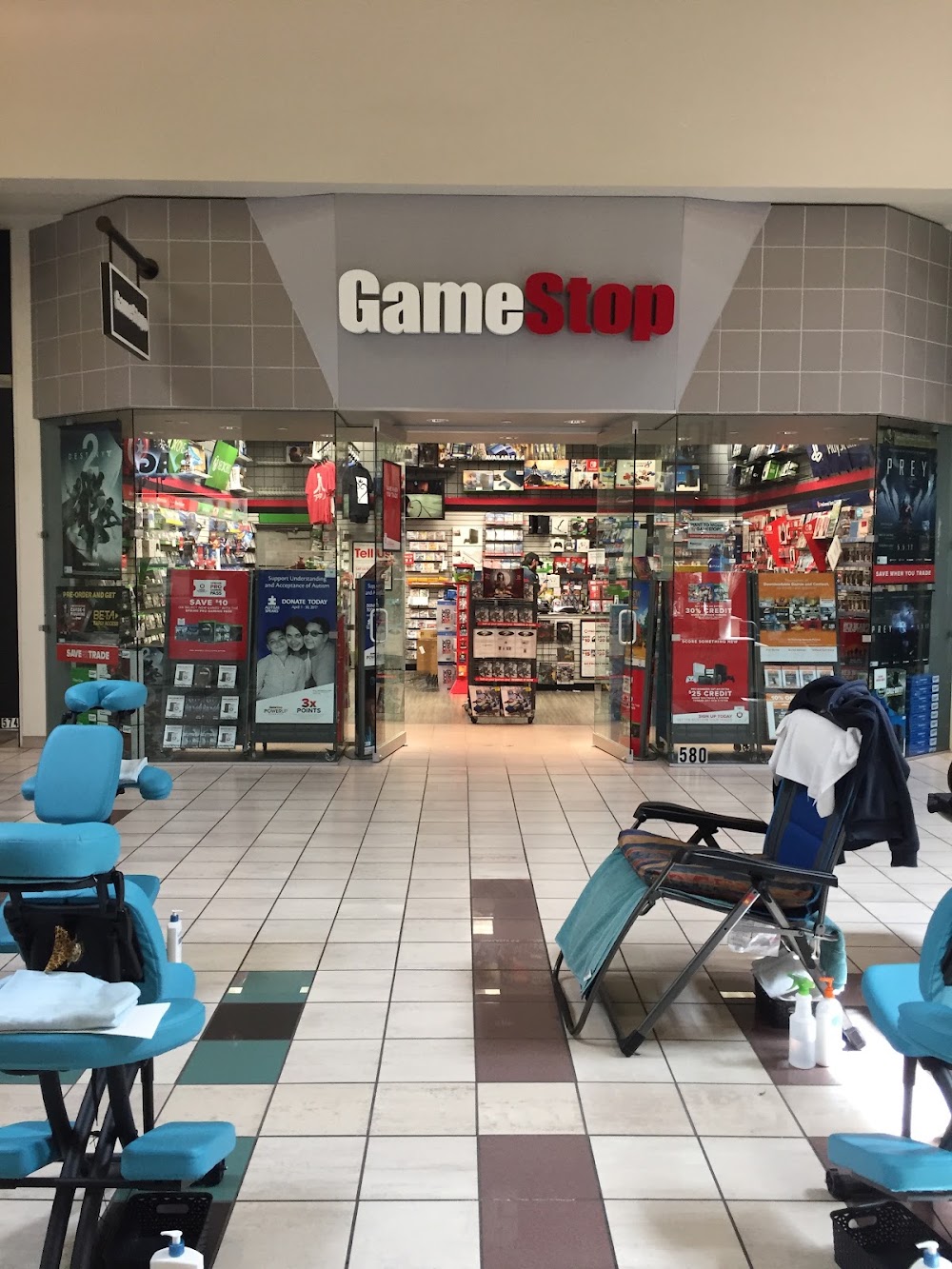 GameStop - 1191 - Alderwood Small, tienda de TCG en Lynnwood