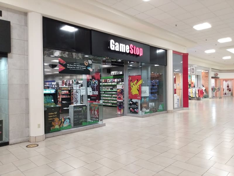 GameStop - 1309 - Valdosta Mall, a TCG store in Valdosta