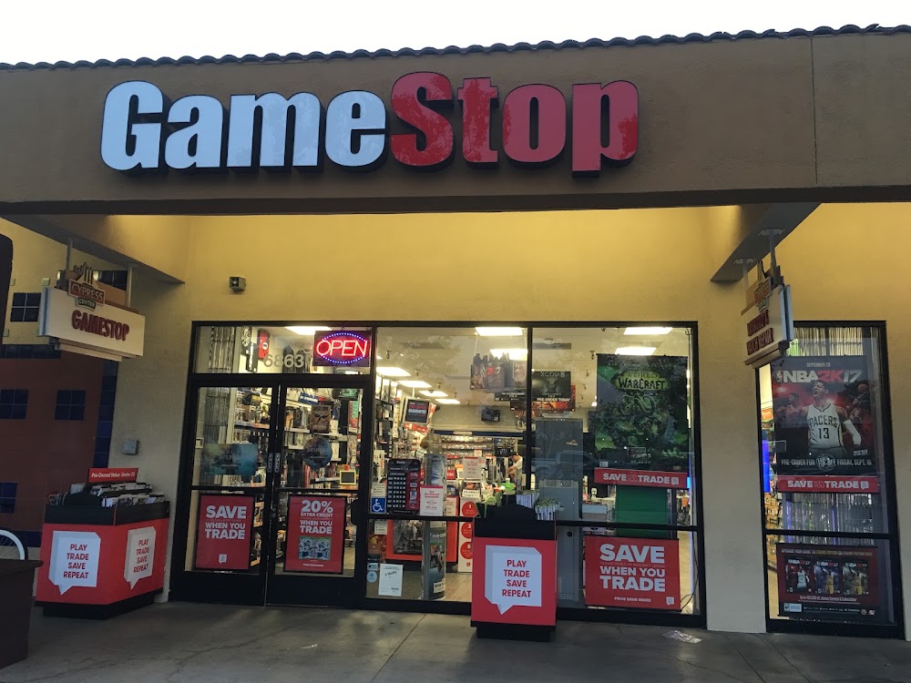 GameStop - 1691 - Cypress Center, tienda de TCG en Cypress