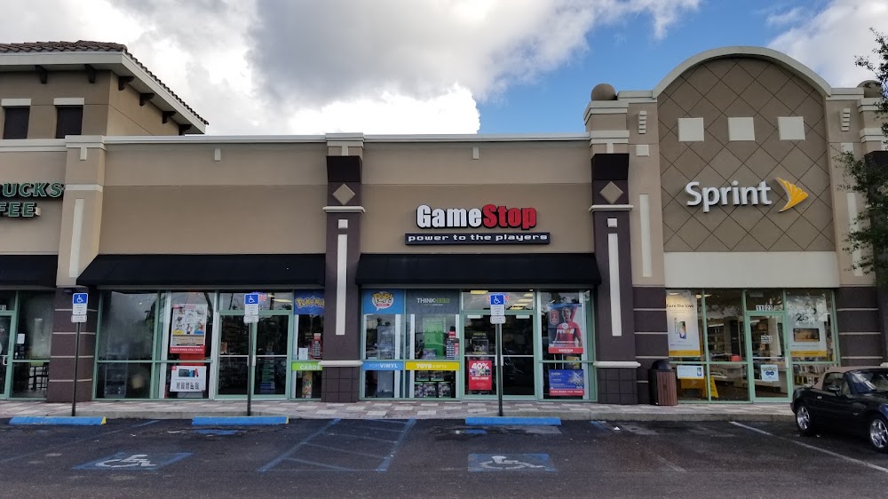 GameStop #2204, tienda de TCG en Brandon