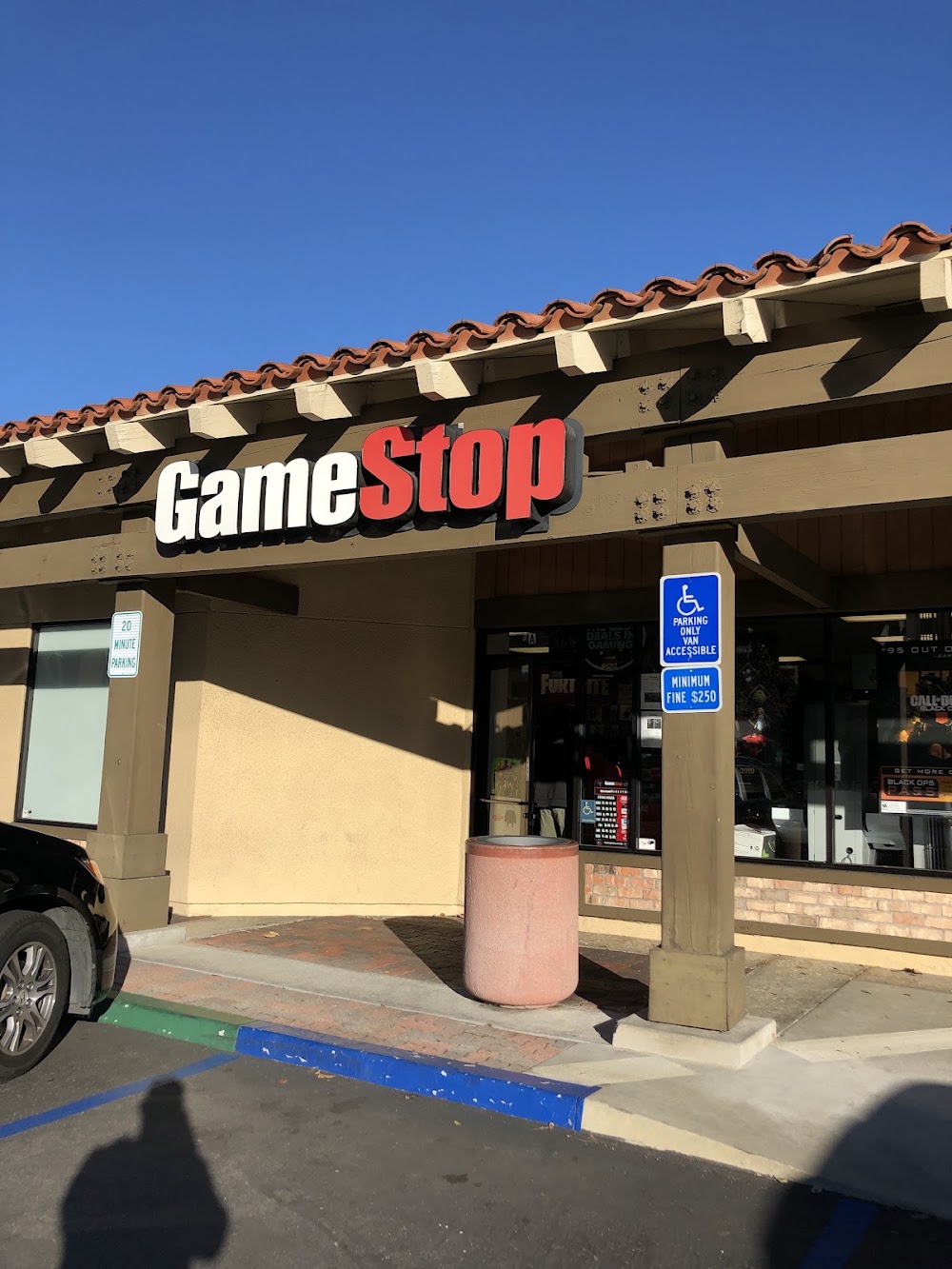 GameStop - 2208 - Aliso Viejo Plaza, tienda de TCG en Aliso Viejo