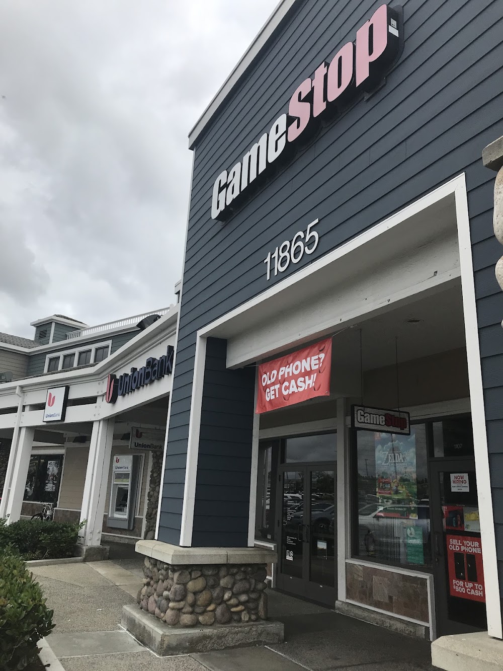 GameStop - 2395 - Carmel Mt. Ranch, tienda de TCG en San Diego