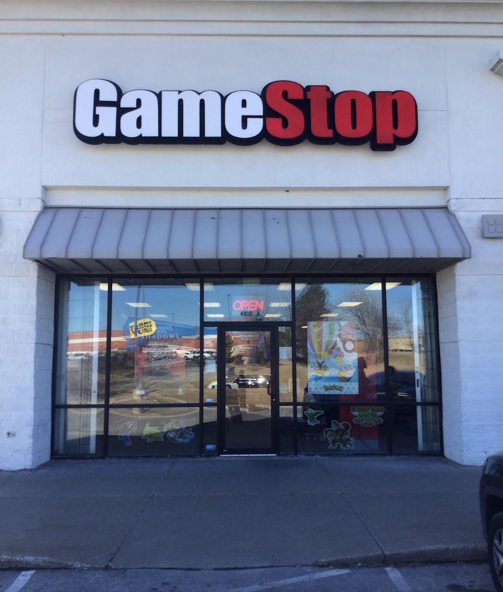GameStop - 2396 - Elmore Avenue Shoppes, tienda de TCG en Davenport