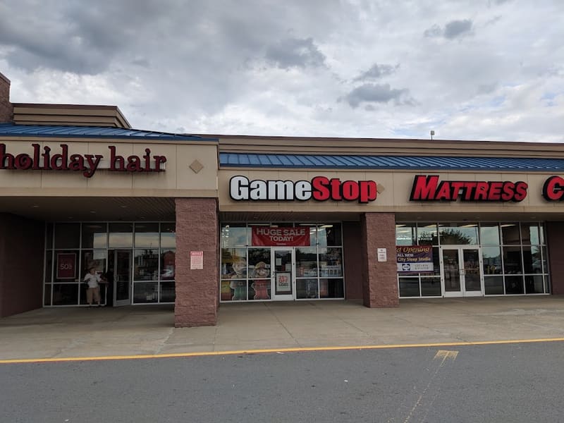 GameStop - 2505 - Morgantown, a TCG store in Morgantown