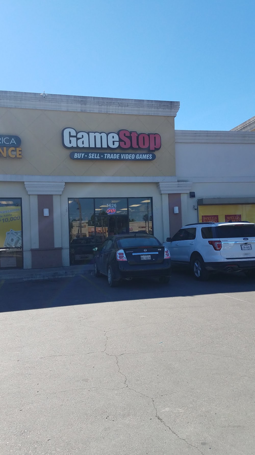 GameStop - 2537 - Edinburg Shopping Center, tienda de TCG en Edinburg