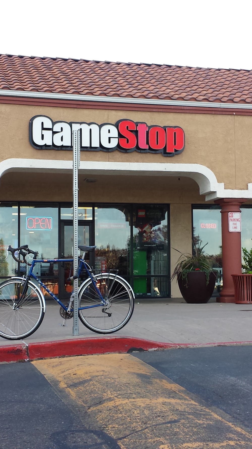 GameStop - 2603 - Ridgeview Plaza, tienda de TCG en Reno
