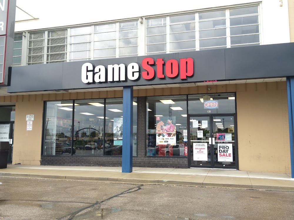 GameStop - 2814 - Eastown, tienda de TCG en Dayton