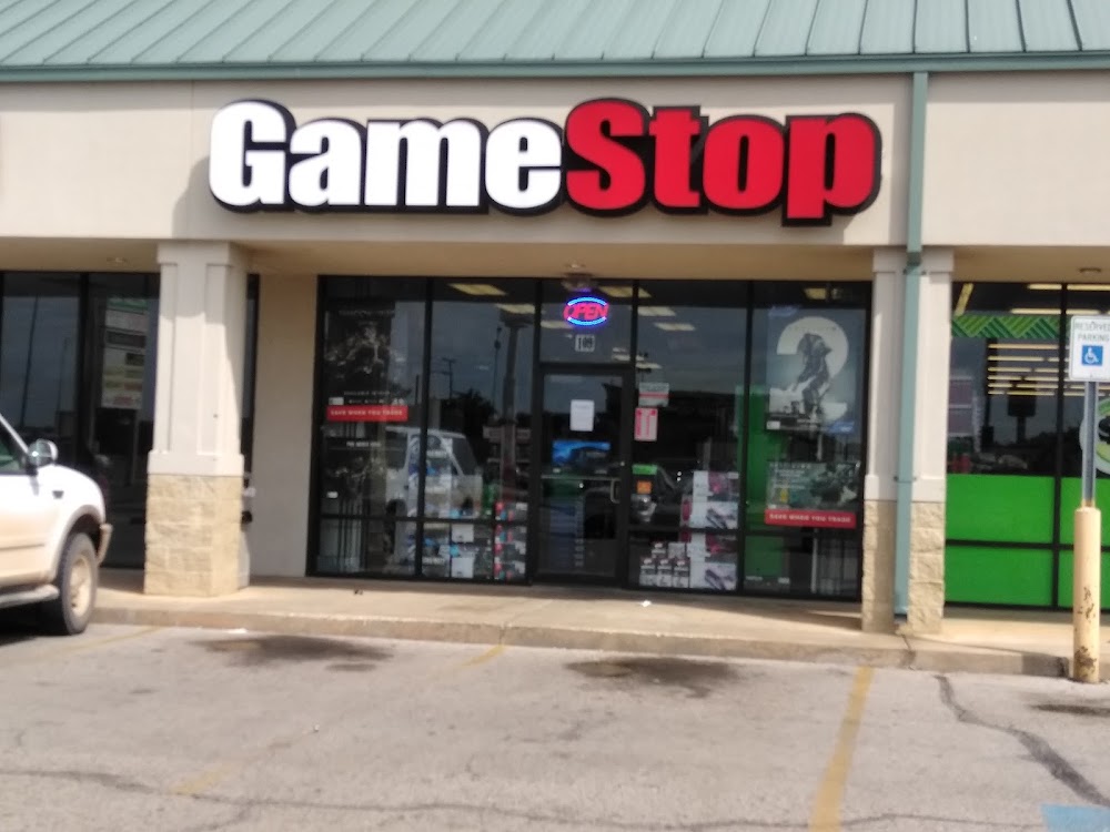 GameStop - 2821 - Shawnee Shopping Center, tienda de TCG en Shawnee