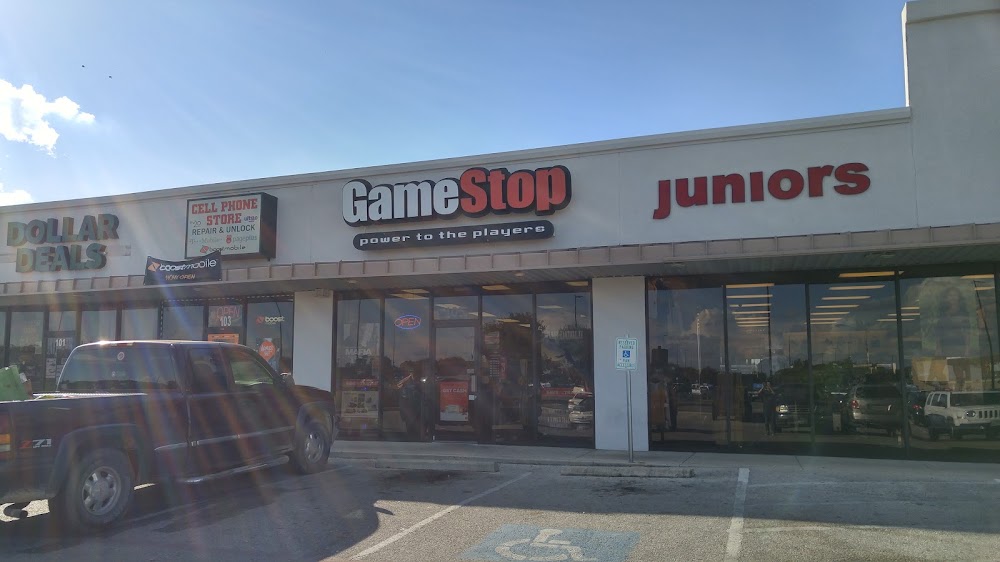 GameStop - 2958 - Highway 80 San Marcos, tienda de TCG en San Marcos