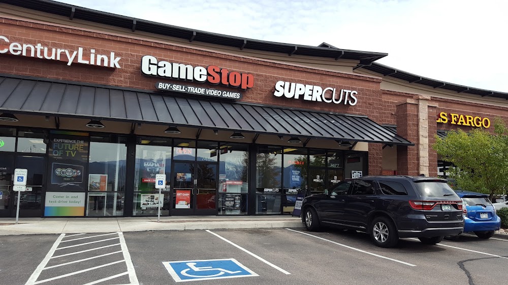 GameStop - 3007 - Falcon Landing, tienda de TCG en Colorado Springs