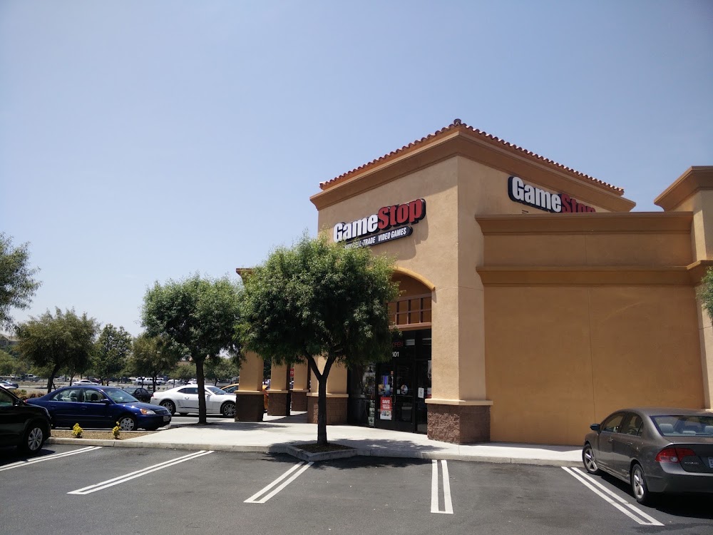 GameStop - 3057 - Moreno Valley Plaza, tienda de TCG en Moreno Valley