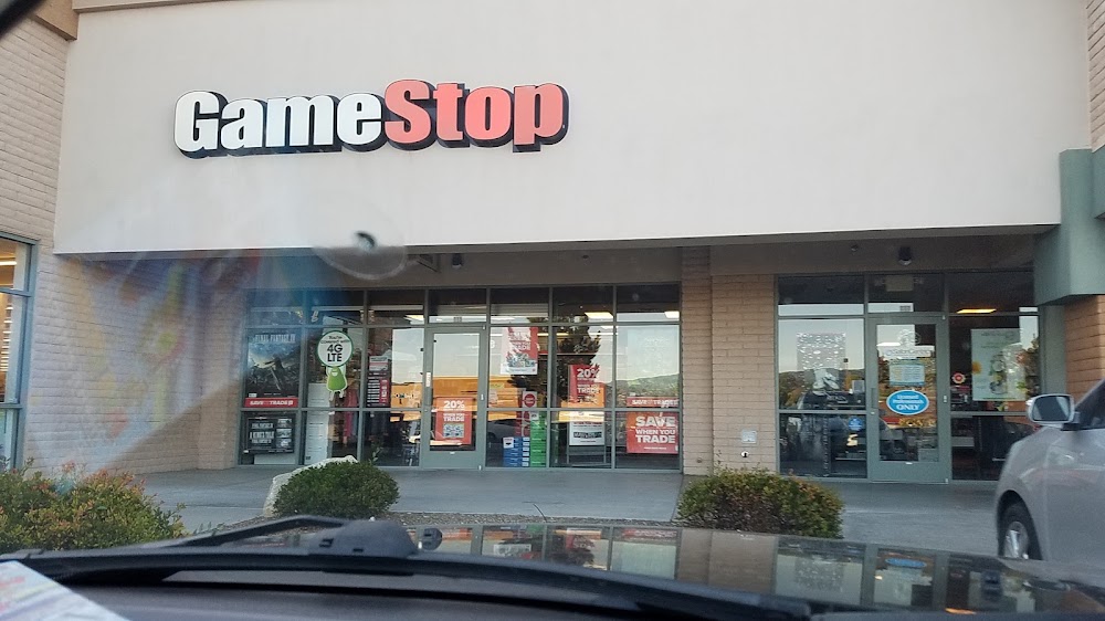 GameStop - 3081 - Village at the Boulders, tienda de TCG en Prescott