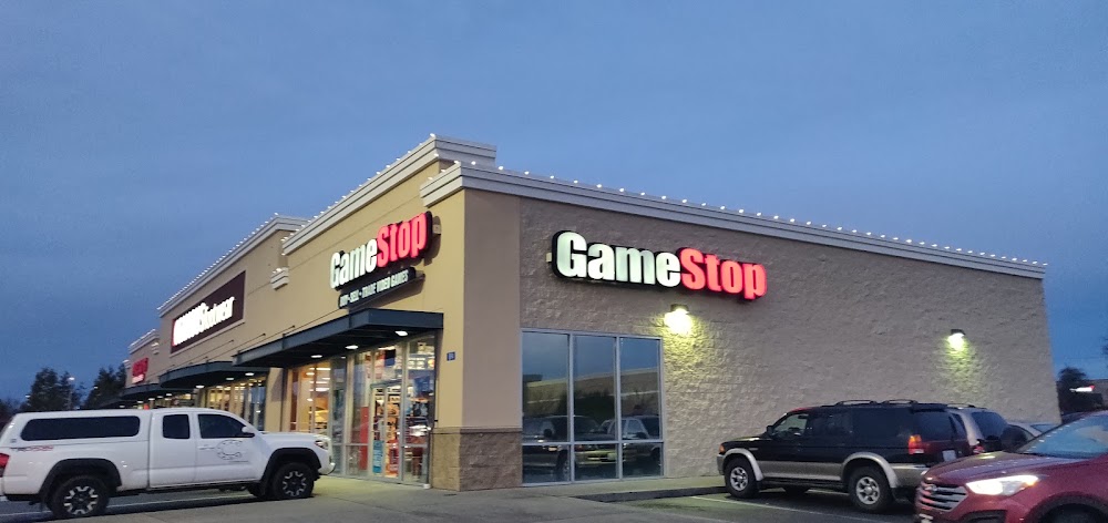 GameStop - 3224 - Burlington Crossing, tienda de TCG en Burlington