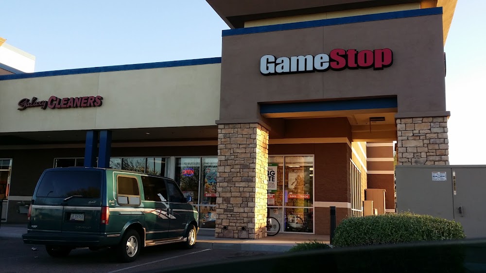 GameStop - 3378 - Estrella Marketplace, tienda de TCG en Goodyear