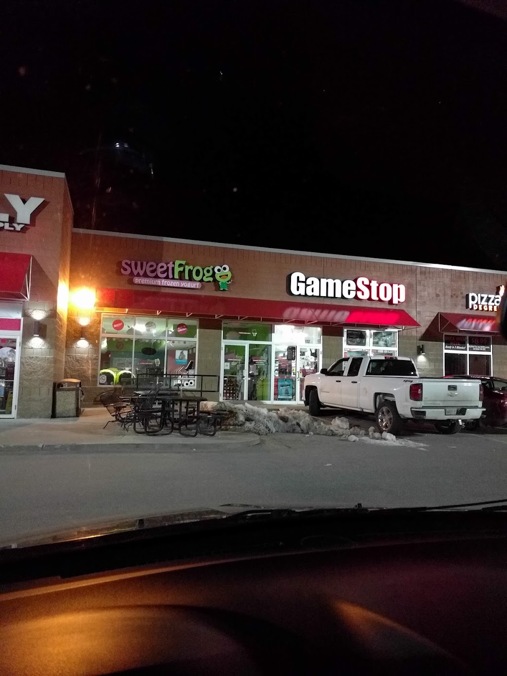 GameStop - 3432 - Shops @ Waterville Commons, tienda de TCG en Waterville