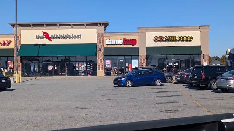 GameStop - 3670 - Shoppes at Tanglewood, a TCG store in Elizabeth City