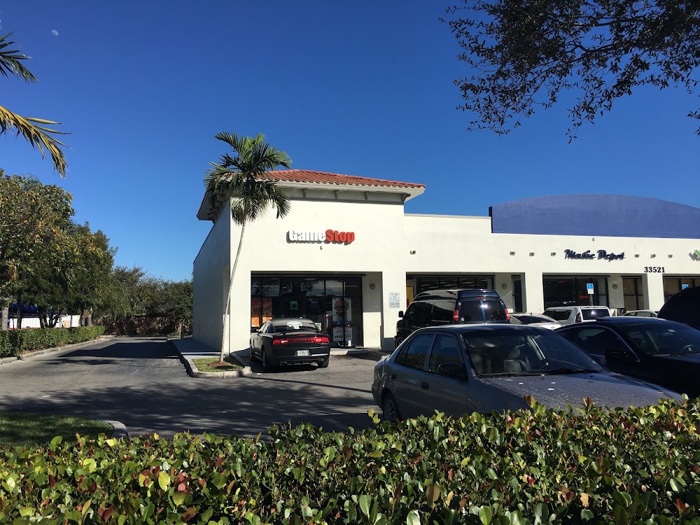 GameStop - 3671 - Florida City SWM, tienda de TCG en Homestead