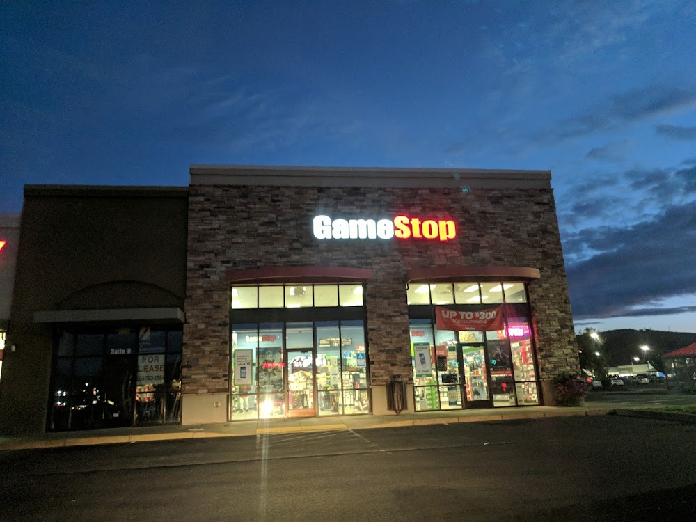 GameStop - 3677 - Klamath Village, tienda de TCG en Klamath Falls