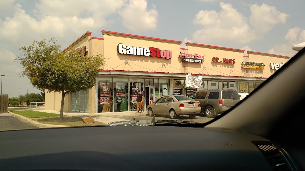 GameStop - 3688 - NW Loop 410 San Antonio, tienda de TCG en San Antonio