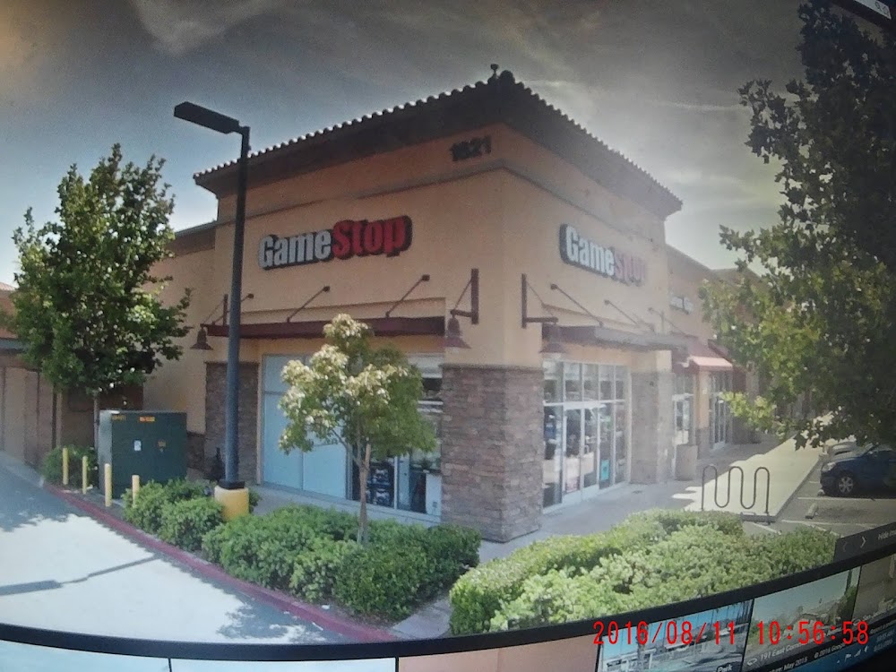 GameStop - 3766 - San Jacinto Center, tienda de TCG en San Jacinto