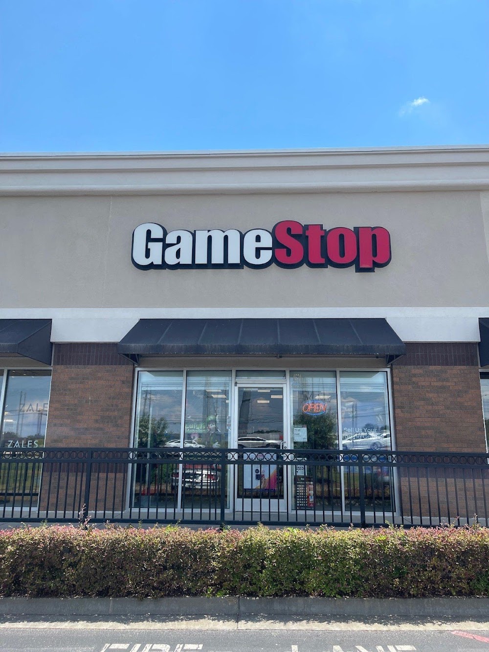 GameStop - 3858 - Dothan Pavilion, tienda de TCG en Dothan