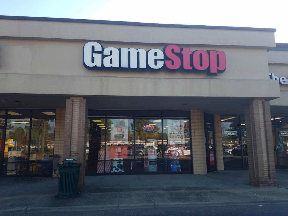 GameStop - 3951 - Collins Square, tienda de TCG en Virginia Beach