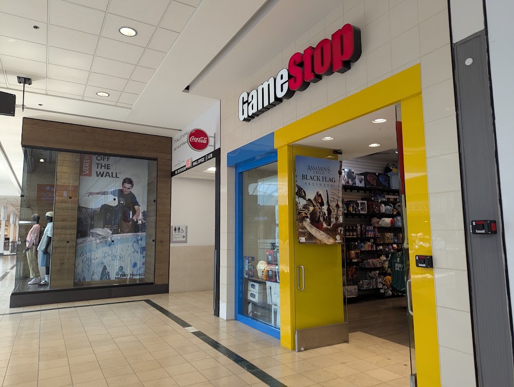 GameStop - 4080 - Lehigh Valley Mall, tienda de TCG en Whitehall